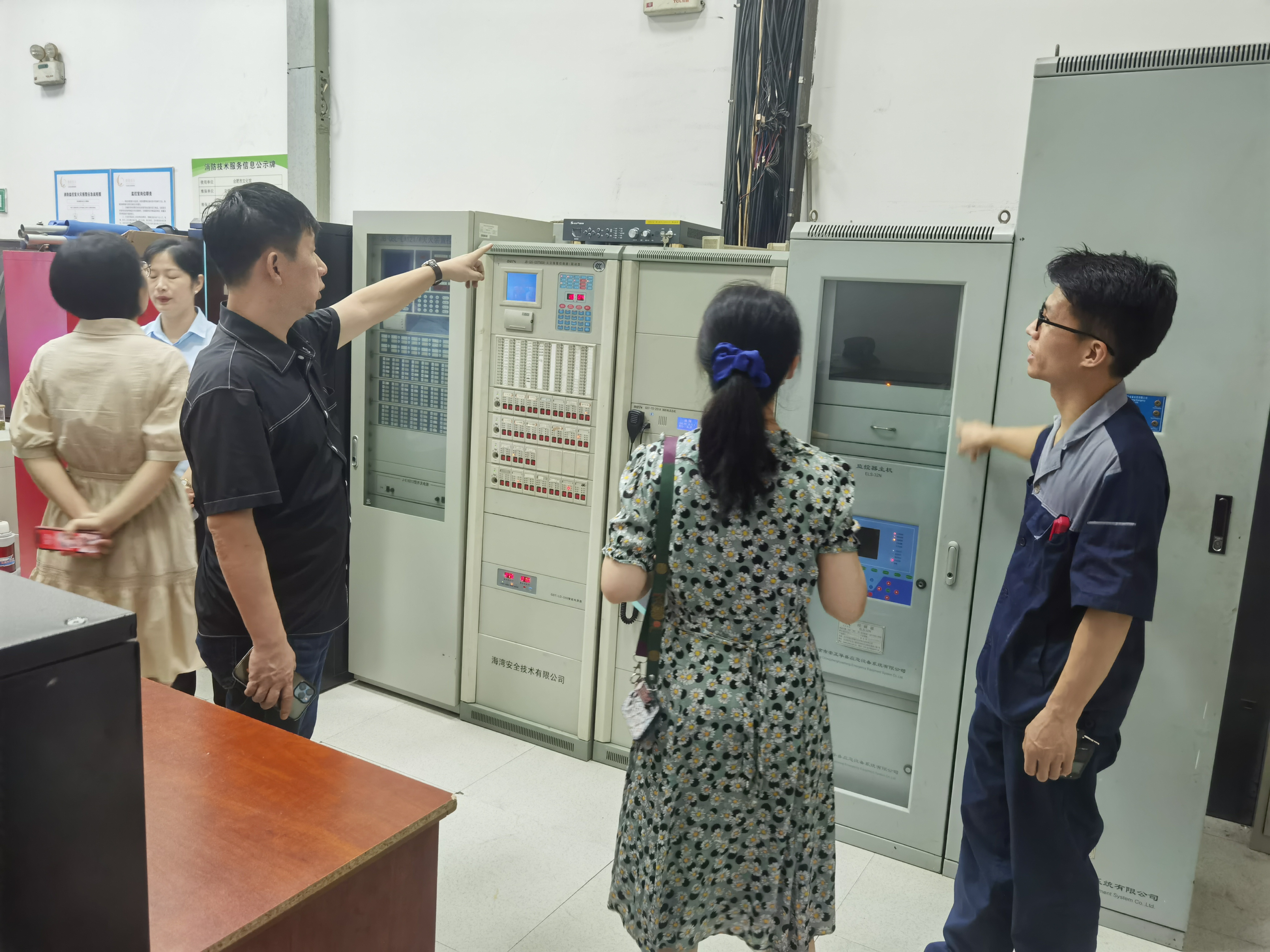 合肥市文化館開展電器電線老化等消防安全檢查