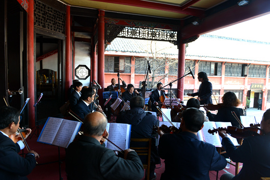 城隍廟花戲樓上奏響市民新年音樂會