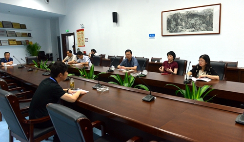 合肥市發改委副主任拱艷一行調研合肥市文化館