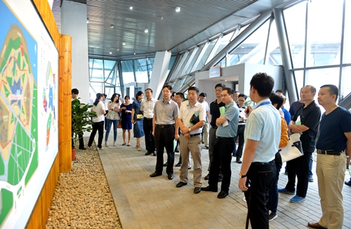 合肥市委辦公廳黨員干部參觀調研合肥市文化館