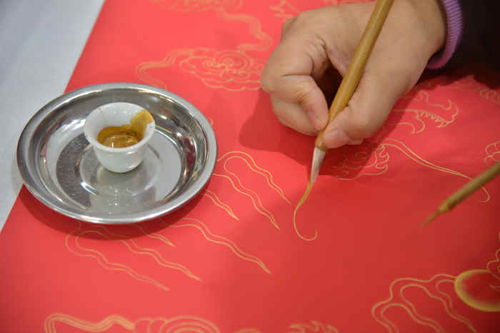 “一紙越千年”紙箋加工技藝精品展