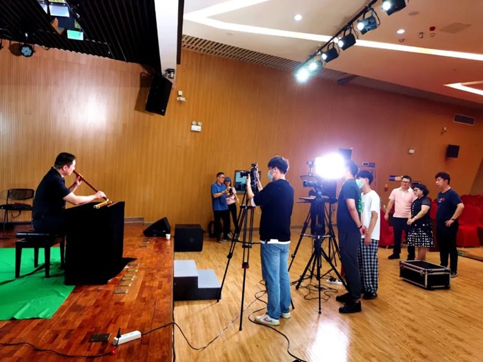 省文化館一行到合肥市文化館指導全民藝術普及資源庫建設工作