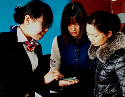 合肥紅旗市場科技農村商業支行手機銀行便民服務受好評