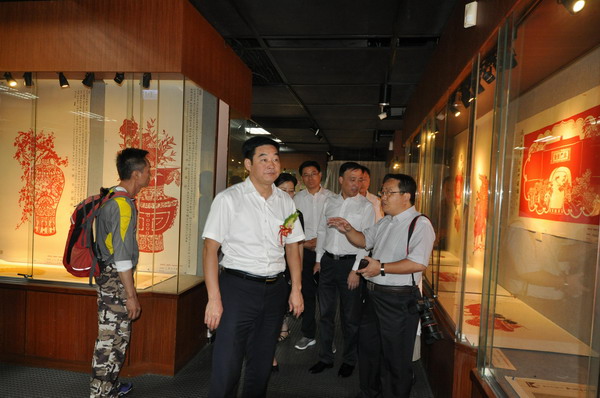 肥西“銘傳情”民間剪紙藝術(shù)交流活動(dòng)在臺(tái)成功舉辦
