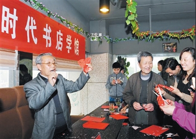 非遺面對面之非遺大師進(jìn)書店