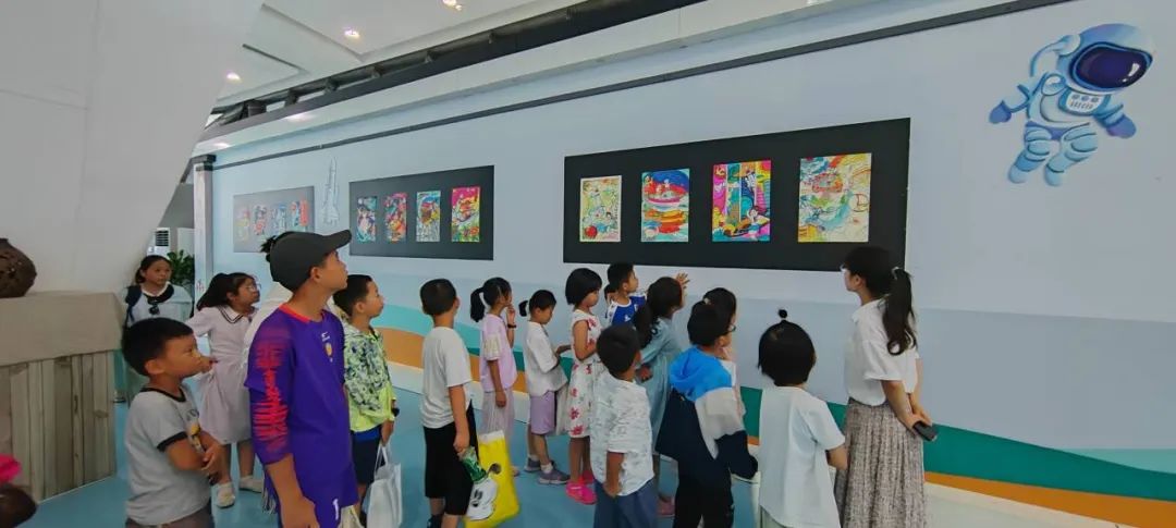 合肥市“科技筑夢 暢想未來”少兒繪畫作品展開展